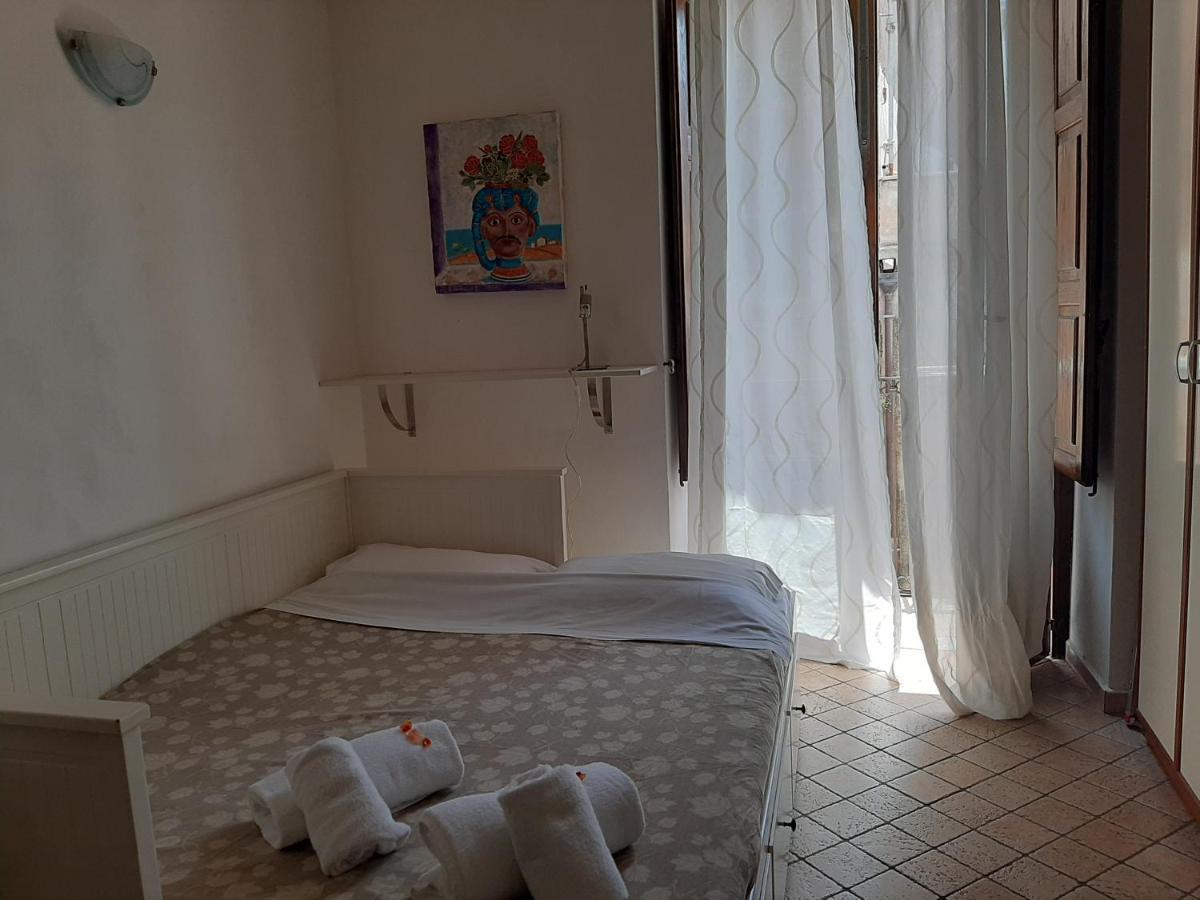 Monovano Centro Storico Catania Ngoại thất bức ảnh